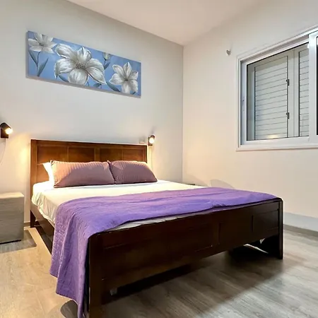 Anastasia - Fig Tree Bay Area Villa *