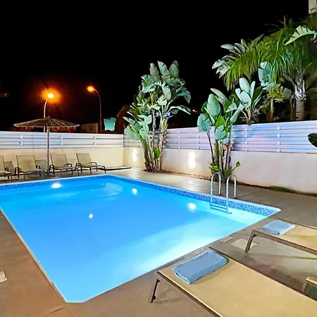Вилла Anastasia - Fig Tree Bay Area
